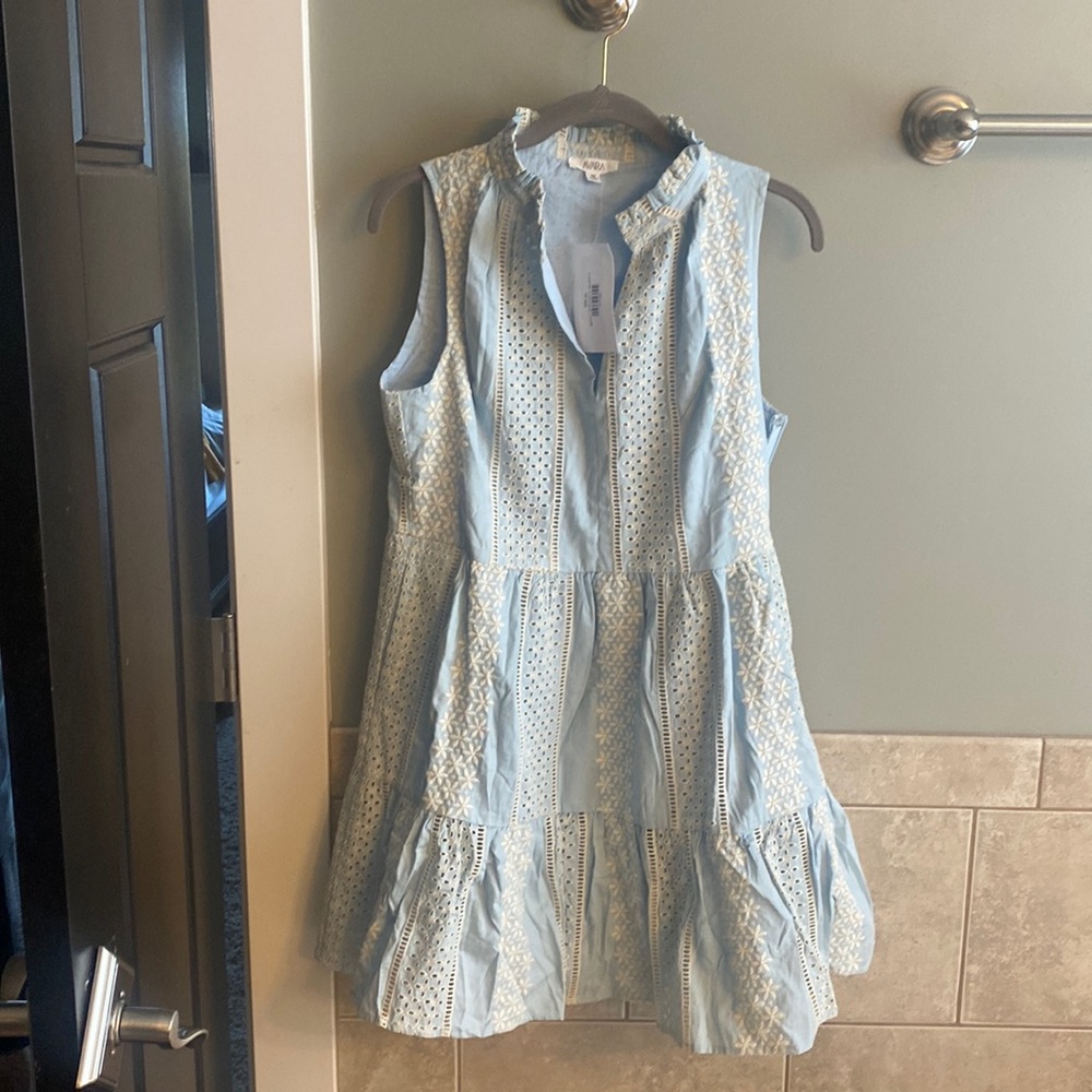 Avara Camila Dress size M